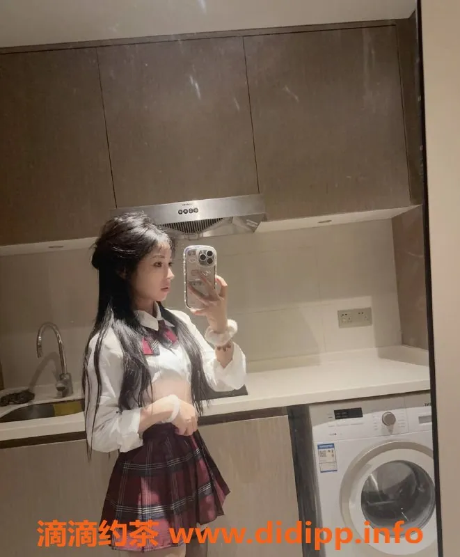 杭州楼凤-上城区苏瑶，私聊800元，视频认证更安心