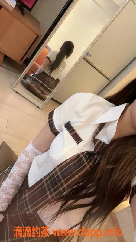 长沙楼凤-雨花区白虎欣欣，170cm/52kg，19岁，女友服务