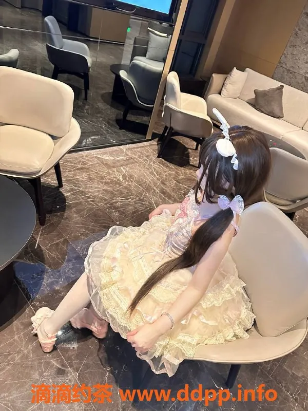 上海楼凤资源信息,普陀范范，155cm B罩杯，1200起接受预约