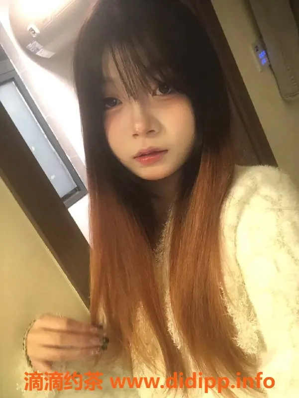 长沙楼凤-雨花丸子，18岁，身高165，500p激情服务