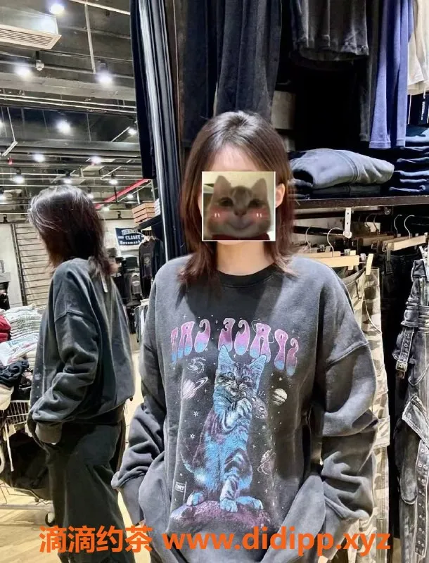 成都楼凤-成华嫩妹梦佳，17岁白虎，155cm/86斤，600元体验