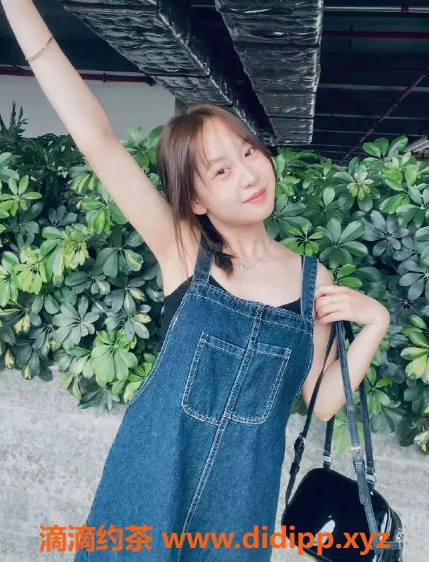 深圳楼凤资源信息,深圳龙华糖糖，陪浴舌吻，价格988起