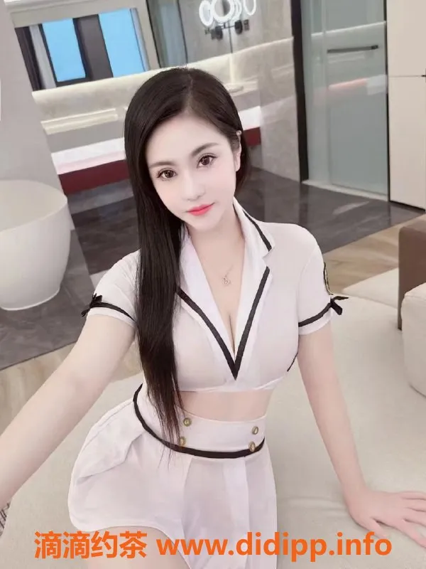 杭州楼凤-上城区晚晚，95年B+身材，400元超值服务