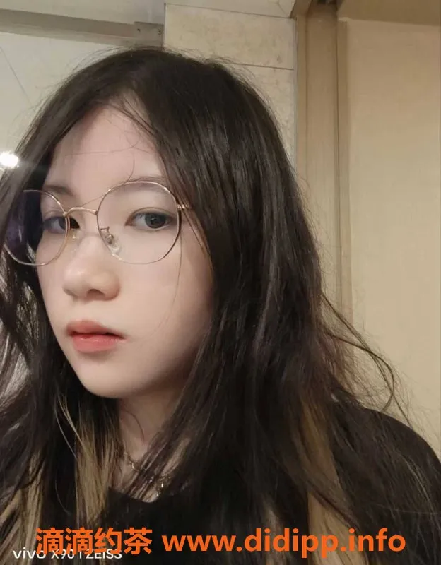 杭州上门服务资源信息,萧山嫩妹塞壬，155cm，90斤，千元起上门陪玩