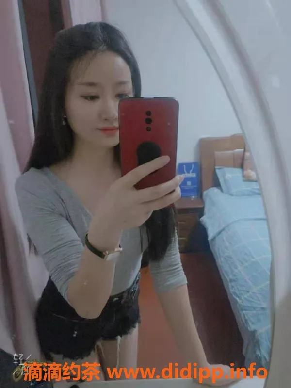 杭州楼凤-杭州香香，上城区800元尽享舌吻与69互舔服务