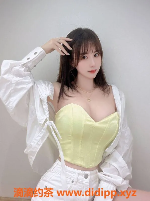 杭州楼凤-幼师哈妮 162/96/34C 温柔体贴 23岁兼职服务