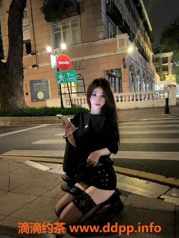 杭州楼凤-雅琳170cm C杯性感女友体验，1000元起