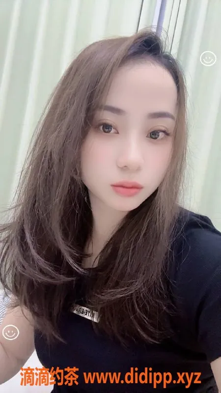 杭州楼凤-拱墅区菲菲：160cm/49kg/75C，性价比超高的温柔小可爱