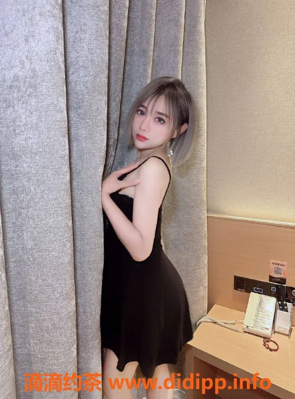 杭州楼凤-江苏萱儿26岁，身高164，🐻D，特色服务尽享！