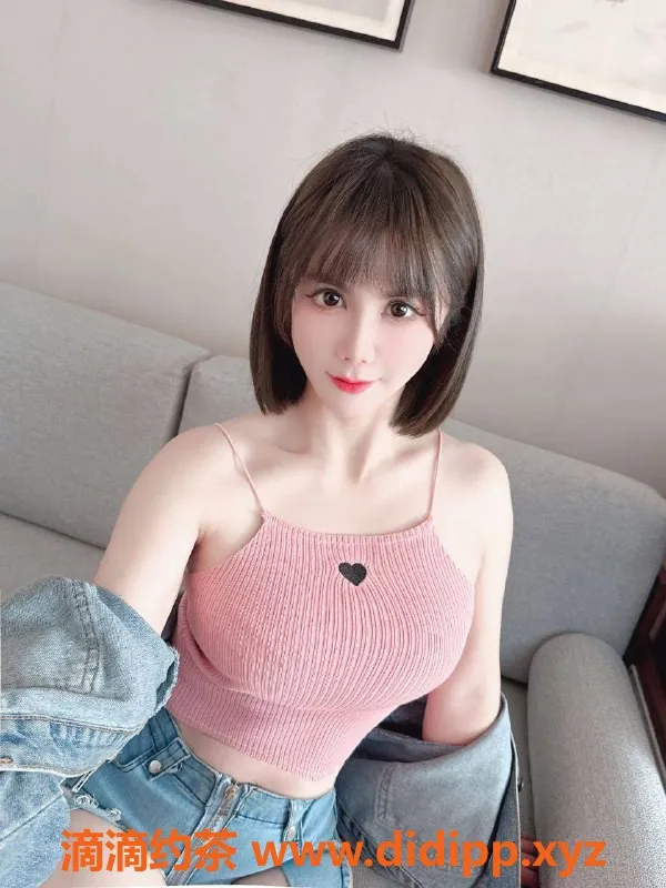 杭州楼凤-拱墅区28岁高颜值思思 半套69互舔服务