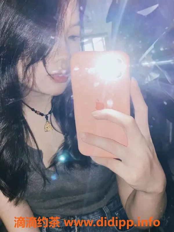 厦门楼凤资源信息,厦门清纯系美女，服务优质，提前预约哦