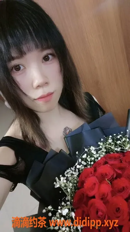 东莞楼凤资源信息,大朗28岁猫七七，160CM，40KG，舌吻全套300元