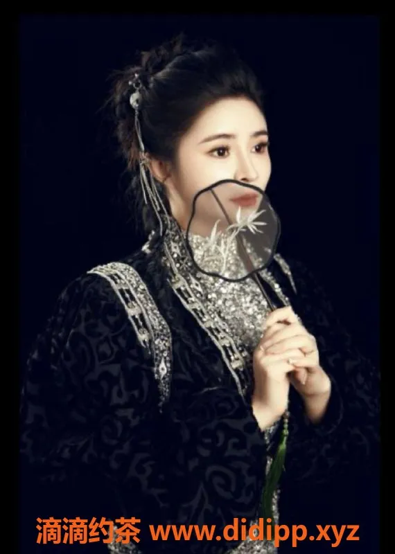 杭州楼凤-滨江媛媛酱：24岁36E大胸，价格合理