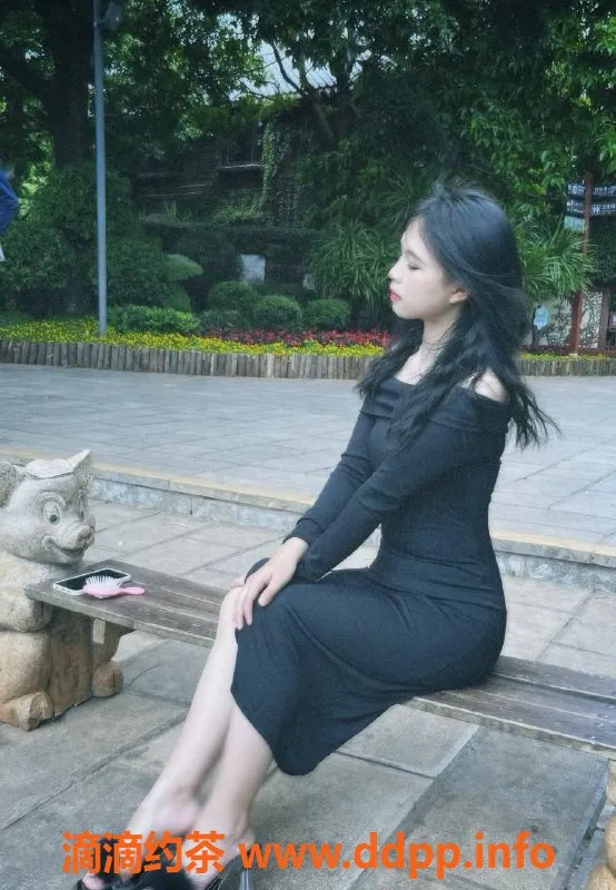 东莞楼凤-南城莉莉，600一，1200二，激情体验等你来！