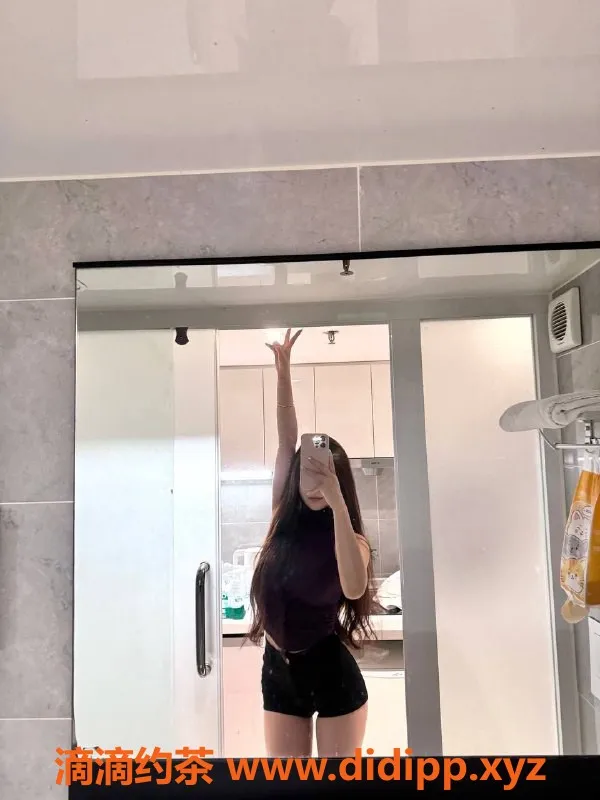 东莞楼凤-南城七月，优质服务700起，尽享快乐时光