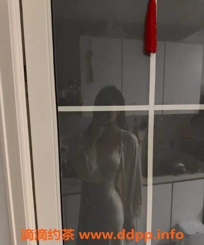 东莞楼凤-常平瑶瑶，800/1500，服务超赞！