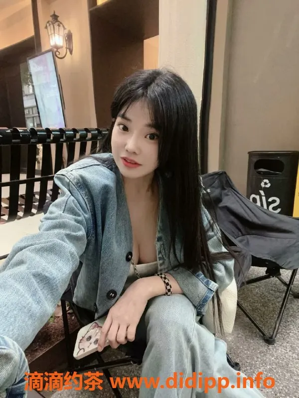 杭州楼凤-西湖区乐儿，165CM S型美女，热情服务推荐