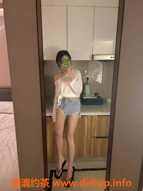 东莞楼凤-南城艾薇儿，600/1200，热情服务！