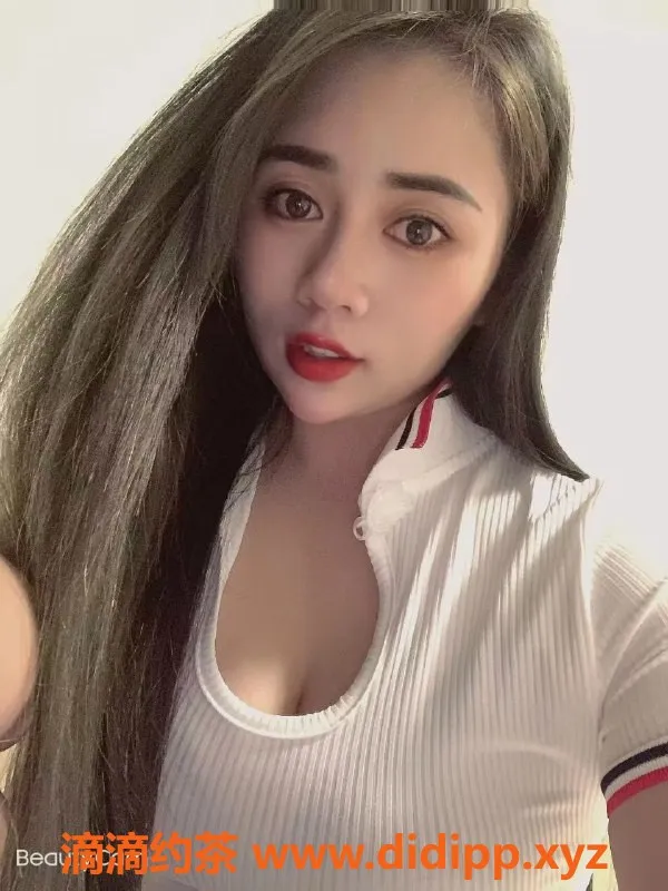 深圳楼凤-福永婷婷：高颜值美眉，课费实惠！