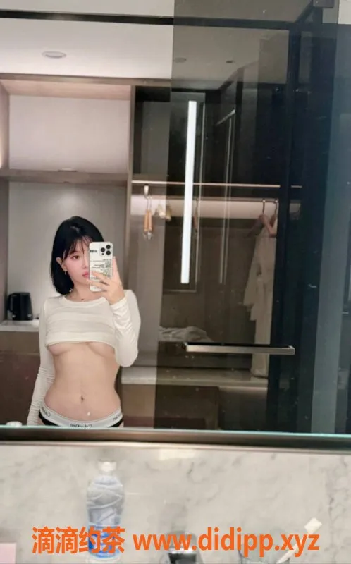 杭州楼凤-上城区短发美妞曦瑶，必刷榜性价比选手