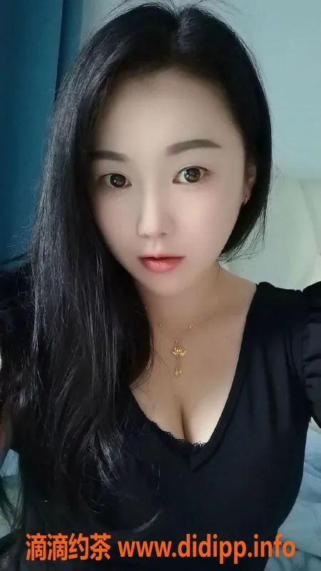 杭州楼凤-杭州小清欢，24岁，胸D，161cm，47斤，夜3800