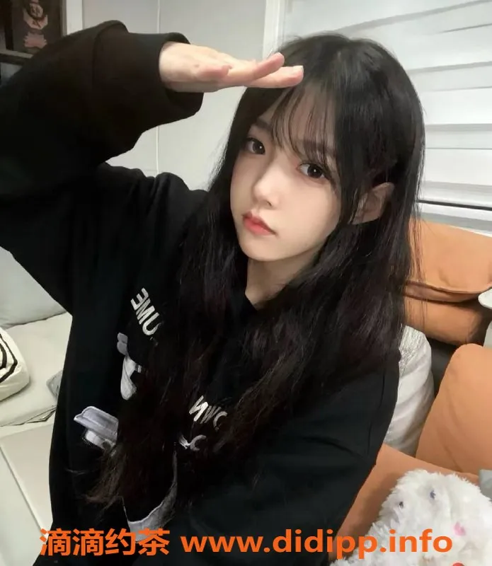 上海楼凤-浦东小泡沫，165cm高颜值嫩妹，1200P起