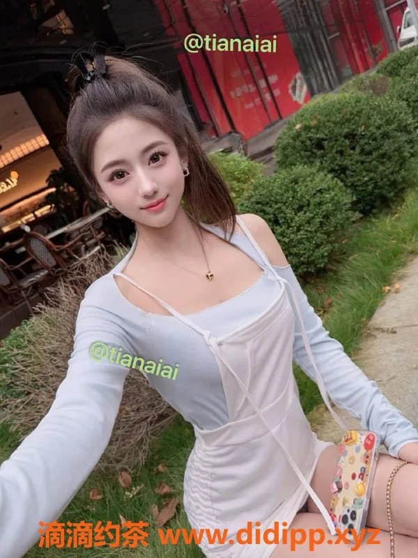 杭州楼凤-西湖区23岁嫩妹，身高166，1200元服务