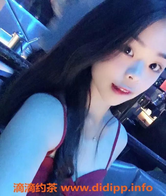 杭州楼凤-上城诗诗，19岁163身高，温柔体贴