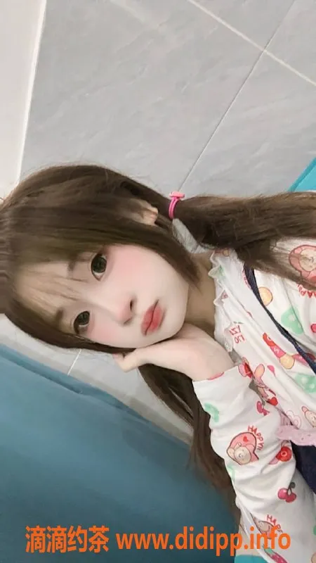 广州楼凤-广佛洛依，嫩妹足交服务，600起