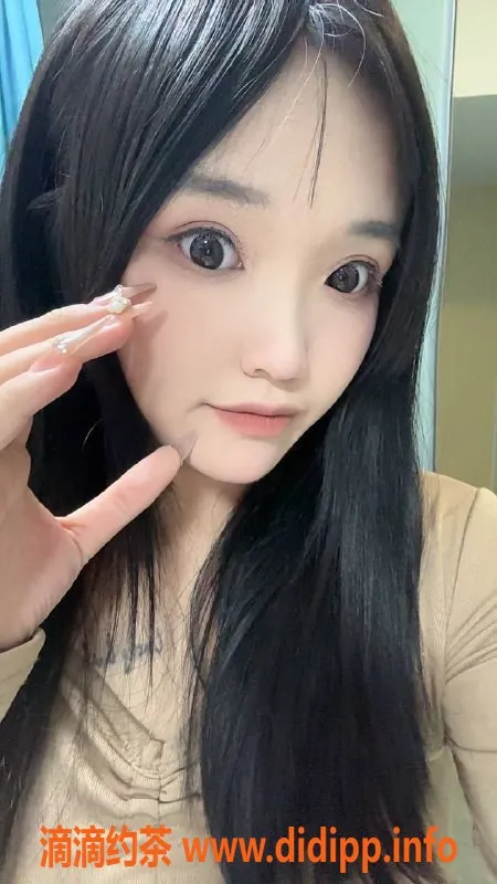 广州楼凤资源信息,广州天河可乐，无套口舌吻服务，600元起