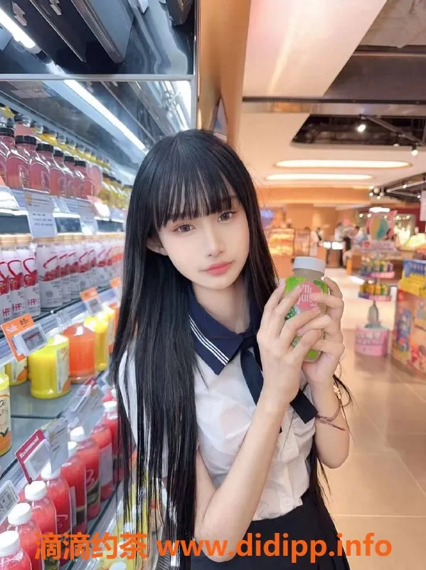 福州楼凤资源信息,鼓楼区女友般体验橘子，20岁身高165