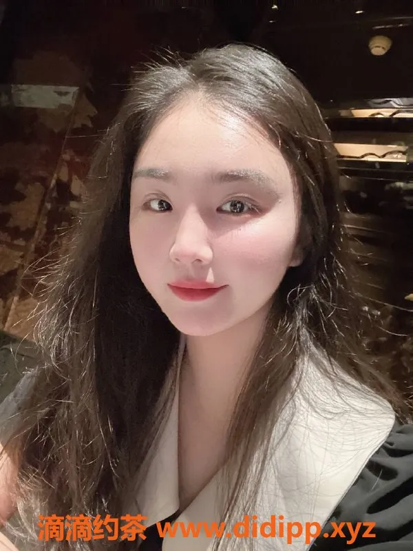 东莞楼凤-南城婷婷，163身高，52kg，真空36D，热情服务！