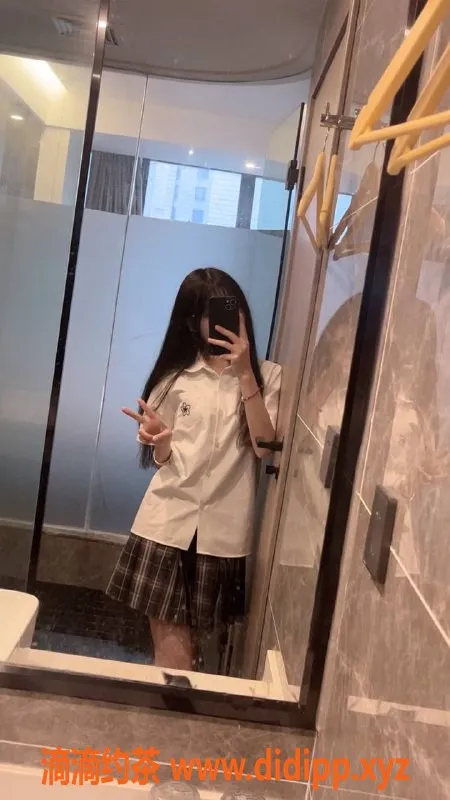 重庆楼凤-七柠，身材火辣，青春无敌，服务超棒