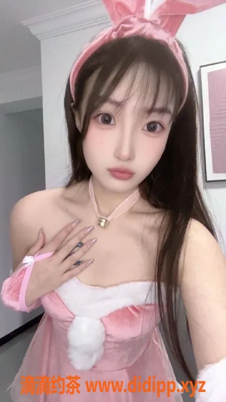 杭州楼凤-18岁嫩妹甜妮子，158cm，800起包夜不限次