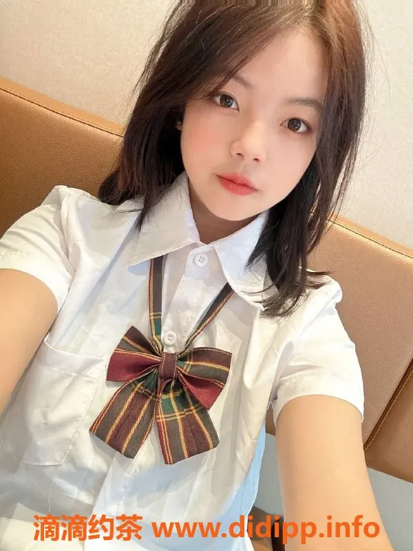 东莞楼凤-长安小绵，服务超值，价格700起