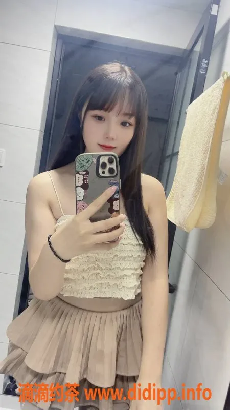 杭州楼凤-言言：165cm甜美女孩，口砂69服务