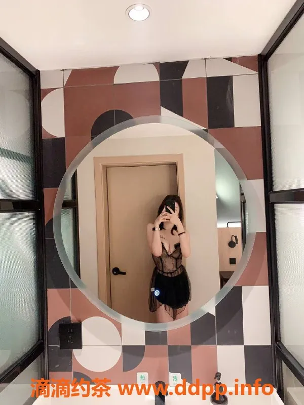 深圳楼凤-龙华忆依，千元以上御姐，贴心服务等你来体验