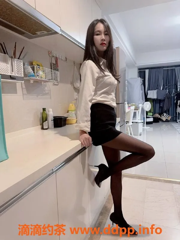 杭州上门服务-西湖区千元以下软妹子，163身高94斤，真诚服务