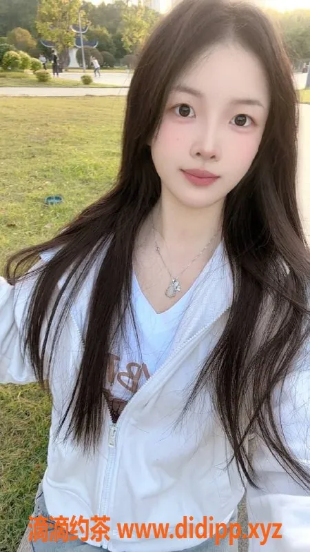 东莞楼凤-大朗南枝尽享600起服务，超值体验等你来！