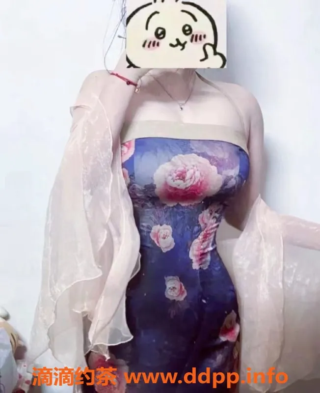 成都上门服务-成都20岁灵儿，匀称巨乳SM新人，包夜上门服务