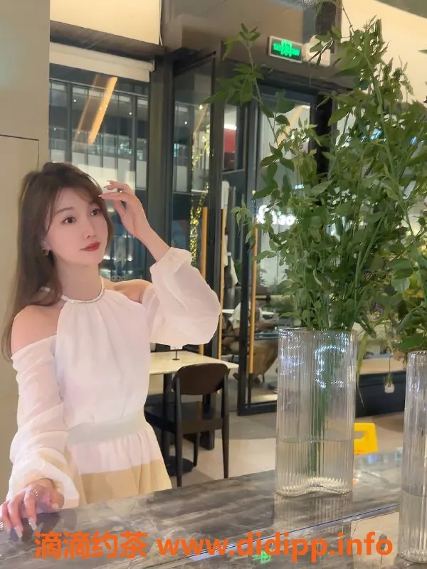 深圳楼凤-布吉莉莉，650元带你畅享极致体验