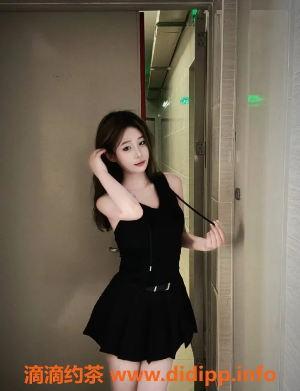 东莞楼凤-南城糯米：18岁身高160cm，温柔小巧服务