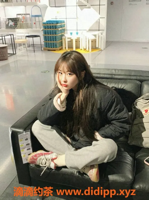 上海楼凤-静安杨小倩，超值10张7p，仅需14pp