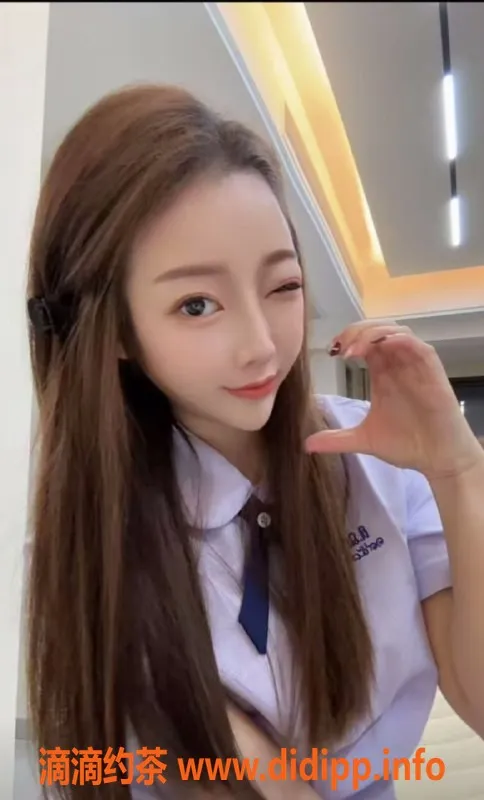 杭州楼凤-梦瑶20岁，身高164，伴你享受800p优质服务