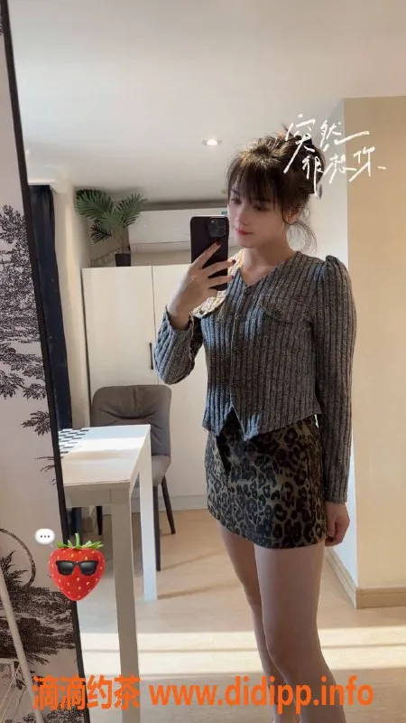 杭州上门服务-萧山默默，163身高105体重，上门服务800起