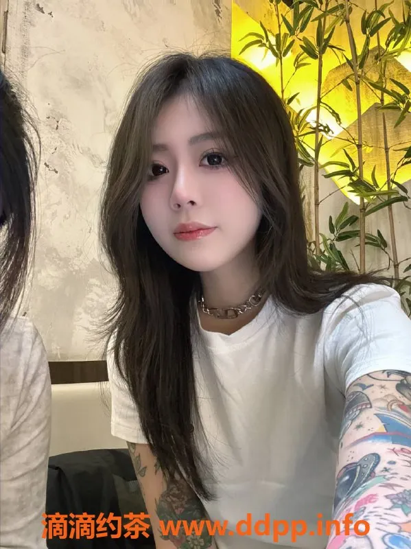 深圳楼凤-龙华嫩妹瑶瑶，千元服务，超棒舌吻体验！