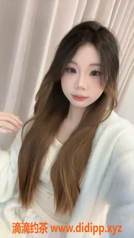 广州楼凤-广州天河馨怡，800元陪浴，69式服务超赞！