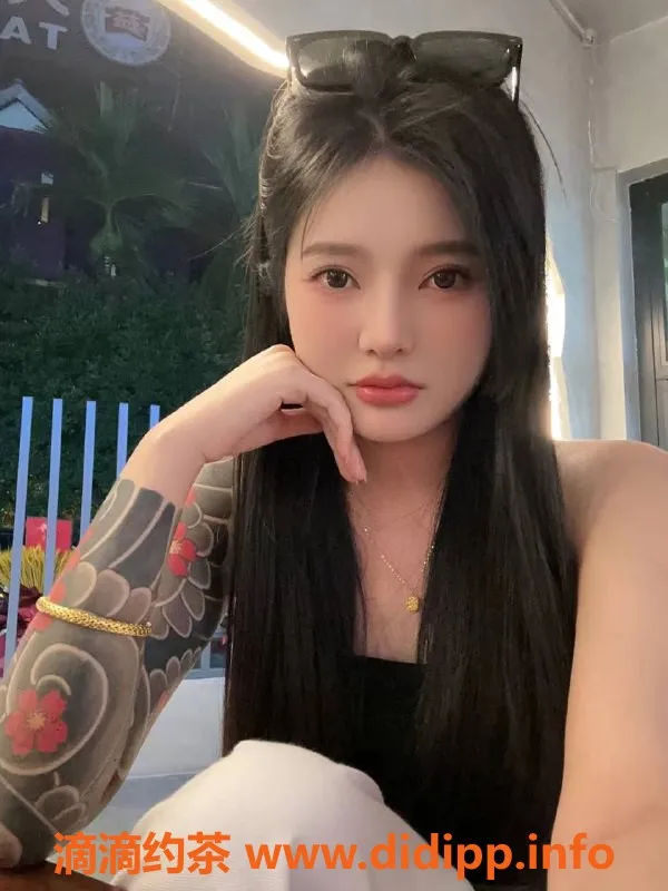 东莞楼凤-南城巧巧，价格700/1400，值得一试！