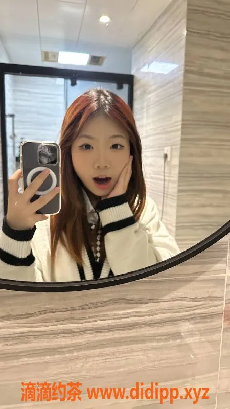 上海楼凤-静安可可，165cm 19岁嫩妹，服务超丰富