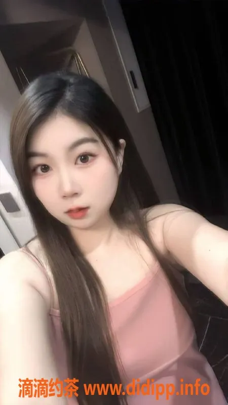 长沙楼凤-雨花区大奶妹子来袭，400p畅享服务